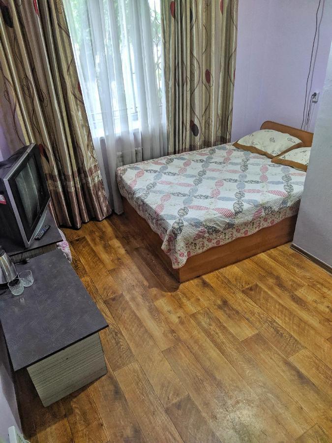 Kuze Hostel Almaty Quarto foto