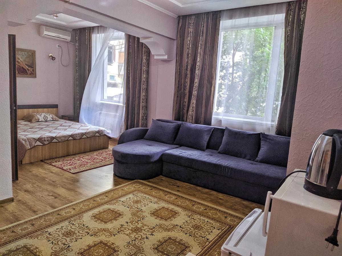 Kuze Hostel Almaty Quarto foto